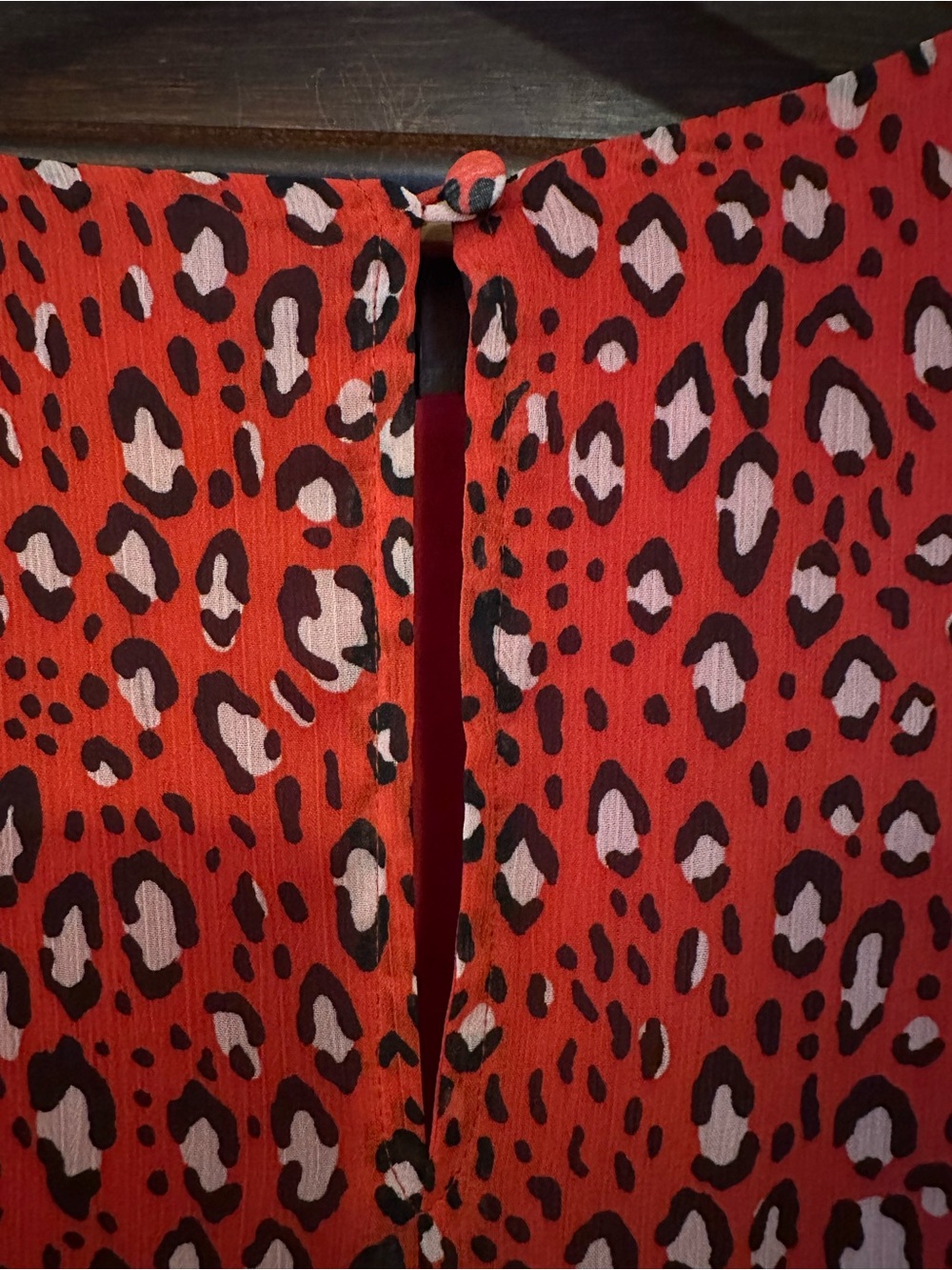 Sanctuary • women’s blouse • top • back button • extra button • flowy - Picture 8 of 8